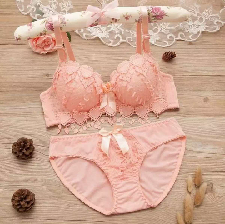 Picture of Women Push Up Bra And Panty Set Girl Floral Lace Underwear Set Underwire Brassiere