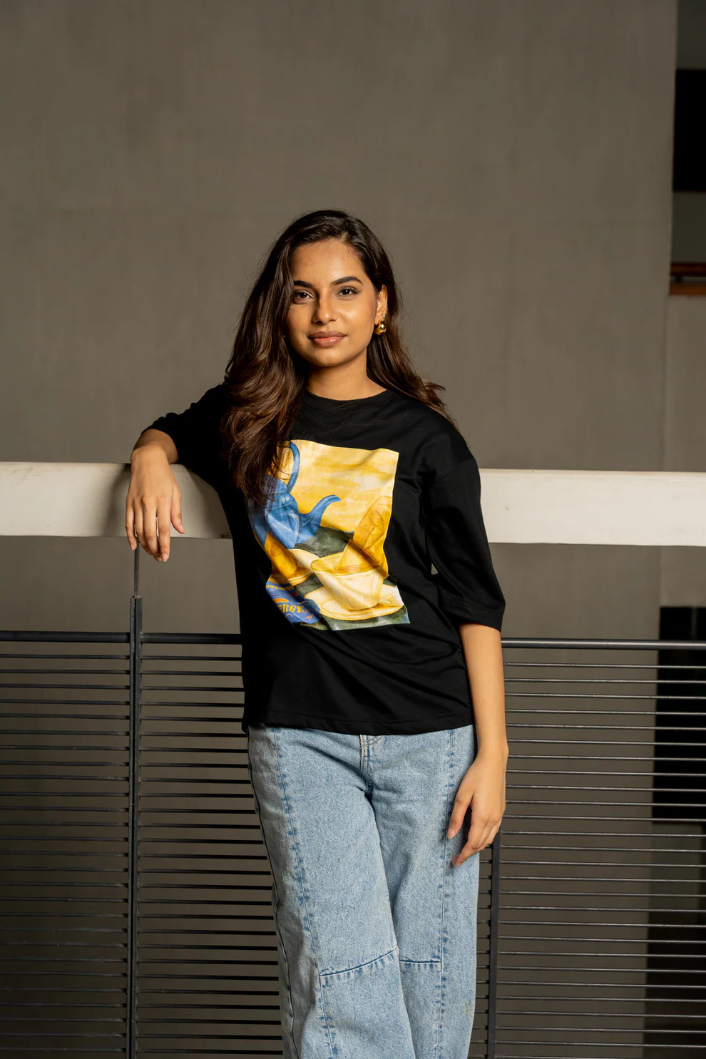 Picture of Bosphorus Cha-Biskut Graphic T-shirt - Black