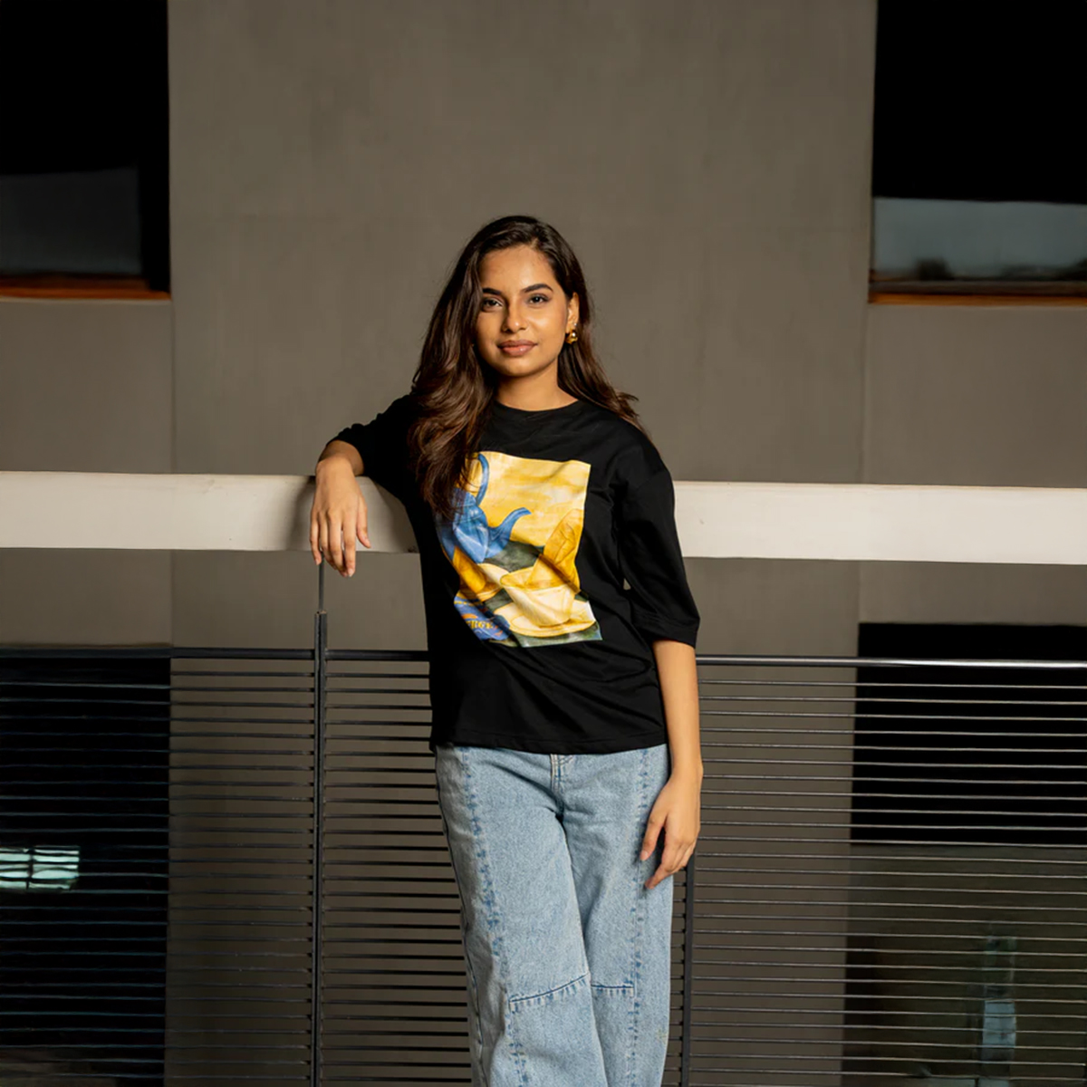 Picture of Bosphorus Cha-Biskut Graphic T-shirt- Black