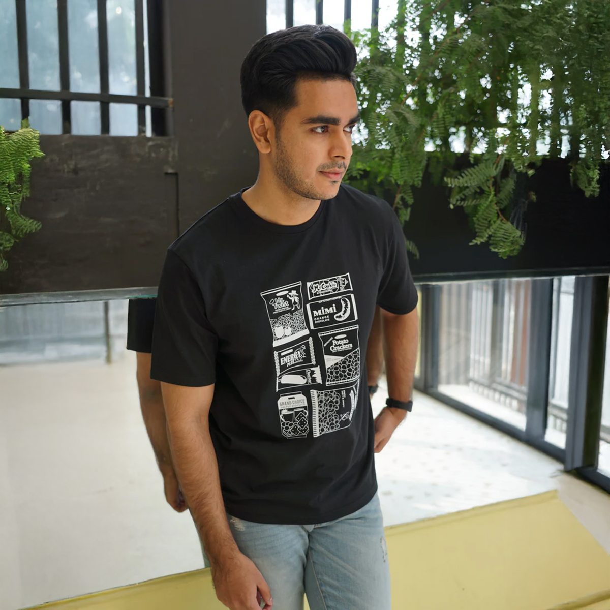 Picture of Bosphorus 1990's Nostalgia Graphic T-Shirt Black