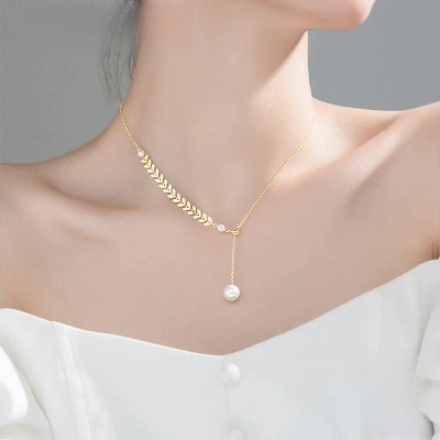 Picture of Simple Strip Pearls Pendant Necklace Gold Color Clavicle Chain Charm Necklace For Women Necklace