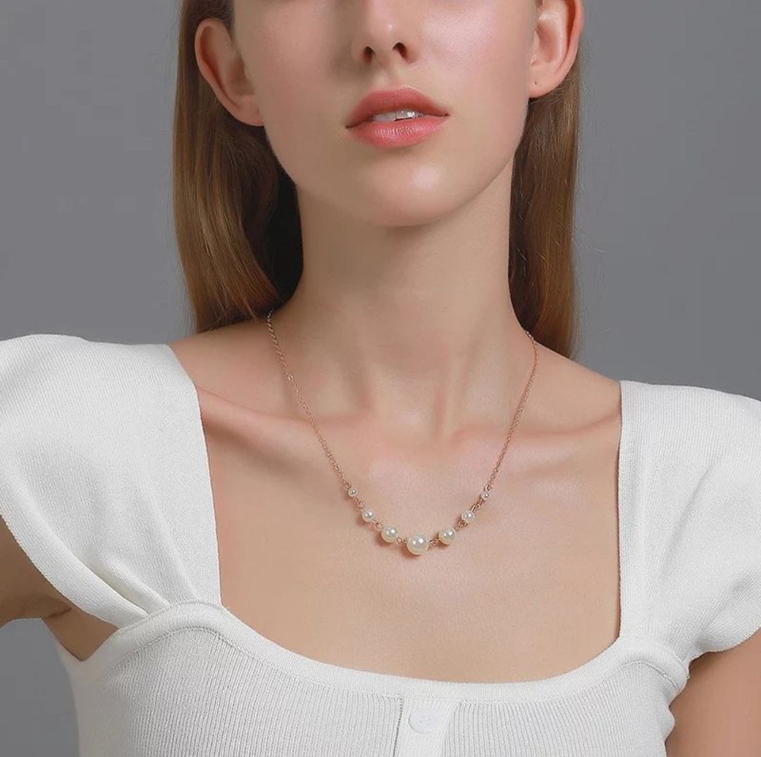 Picture of Lucky 7 Pearl Necklace Women White Pearls Collarbone Necklaces Choker Silver Color Pendant Female Fashion Jewelry As Best