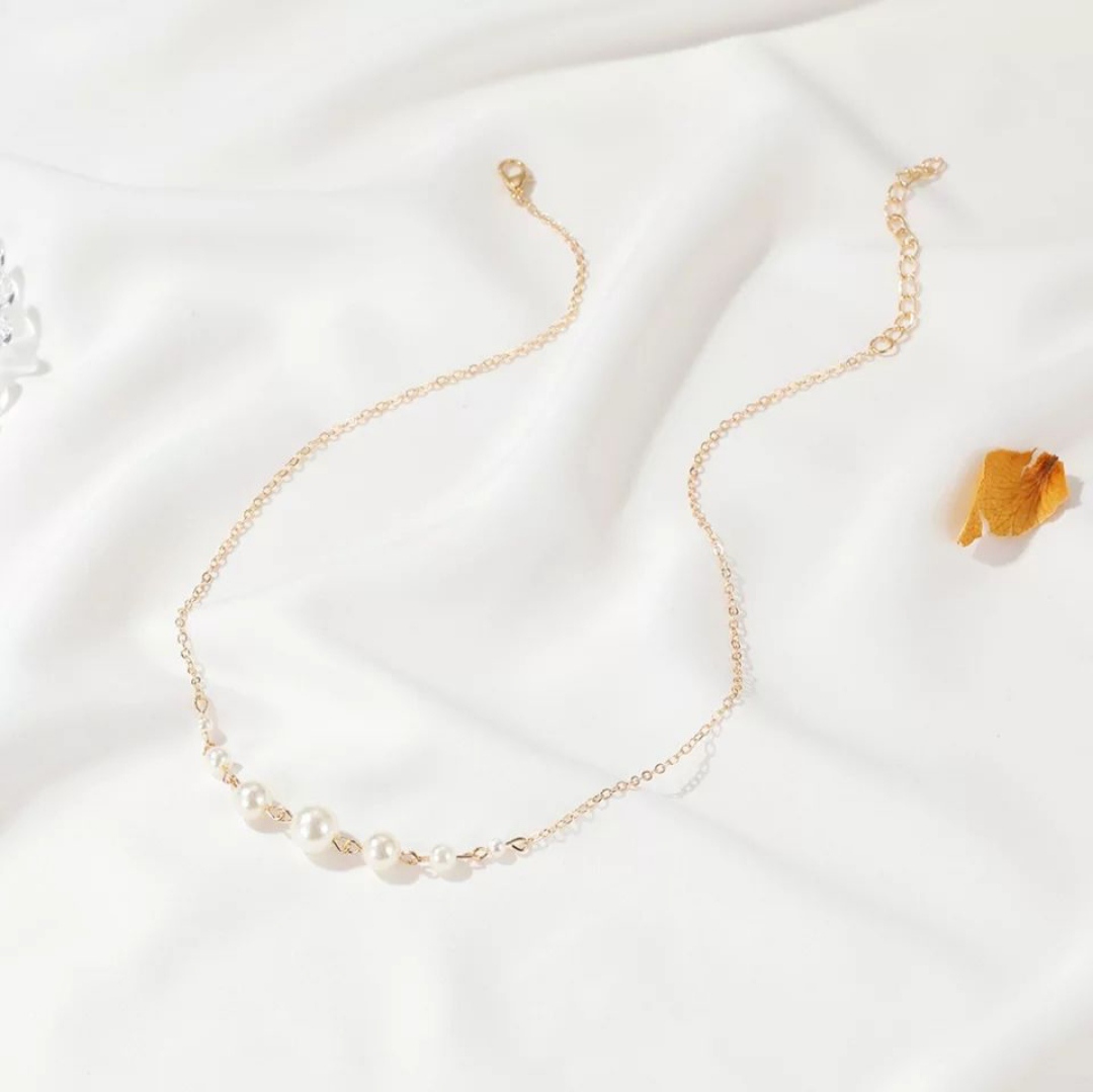 Picture of Lucky 7 Pearl Necklace Women White Pearls Collarbone Necklaces Choker Silver Color Pendant Female Fashion Jewelry As Best