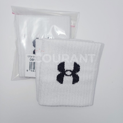 Picture of Dri-Fit Reveal Wristbands Unisex 1 Pair Pack - Stay Dry And Comfortable During Workouts With These Dri-Fit Reveal Wristbands, Perfect For Both Men And Women