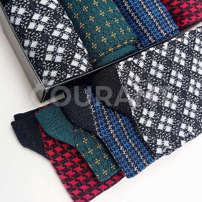 Picture of Luxury Dress Socks Eye-catching jacquard design 4 pair pack