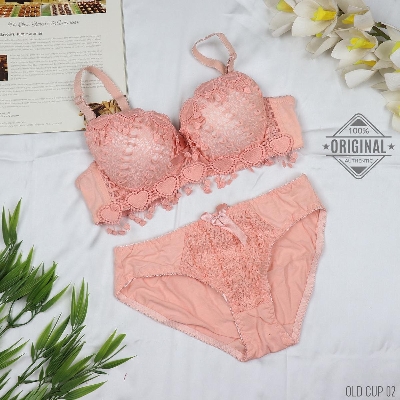 Picture of 100 % Imported Premium Quality Fancy Floral Lace Design Bra Panty Set for Women