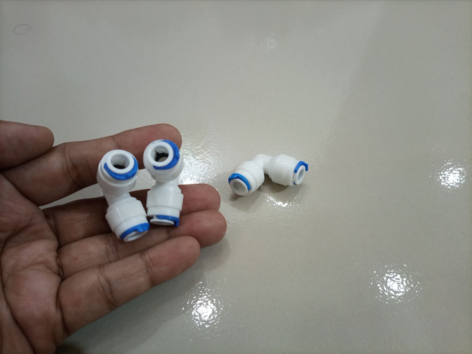 Picture of Water Purifier Push fitting 1/4 to 1/4 (01pcs)