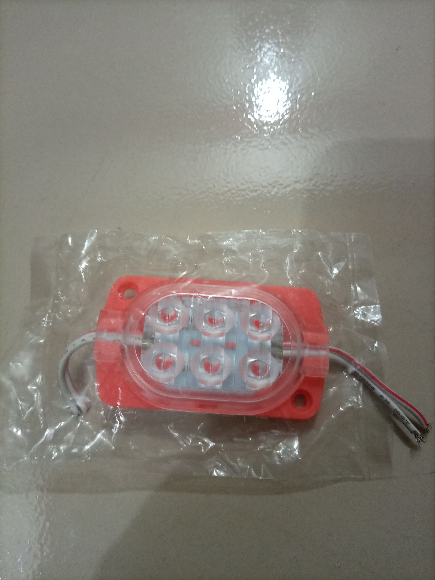 Picture of Red color LED 12 volt DC (1 Pieces)