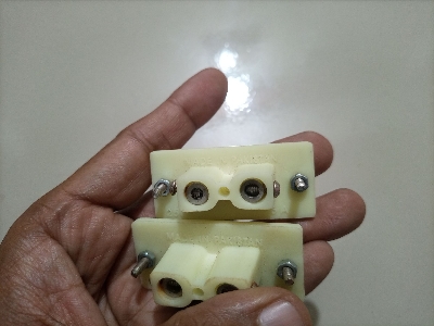 Picture of 2 Pin Socket Piano Model Socket, 2 pcs Piano Socket