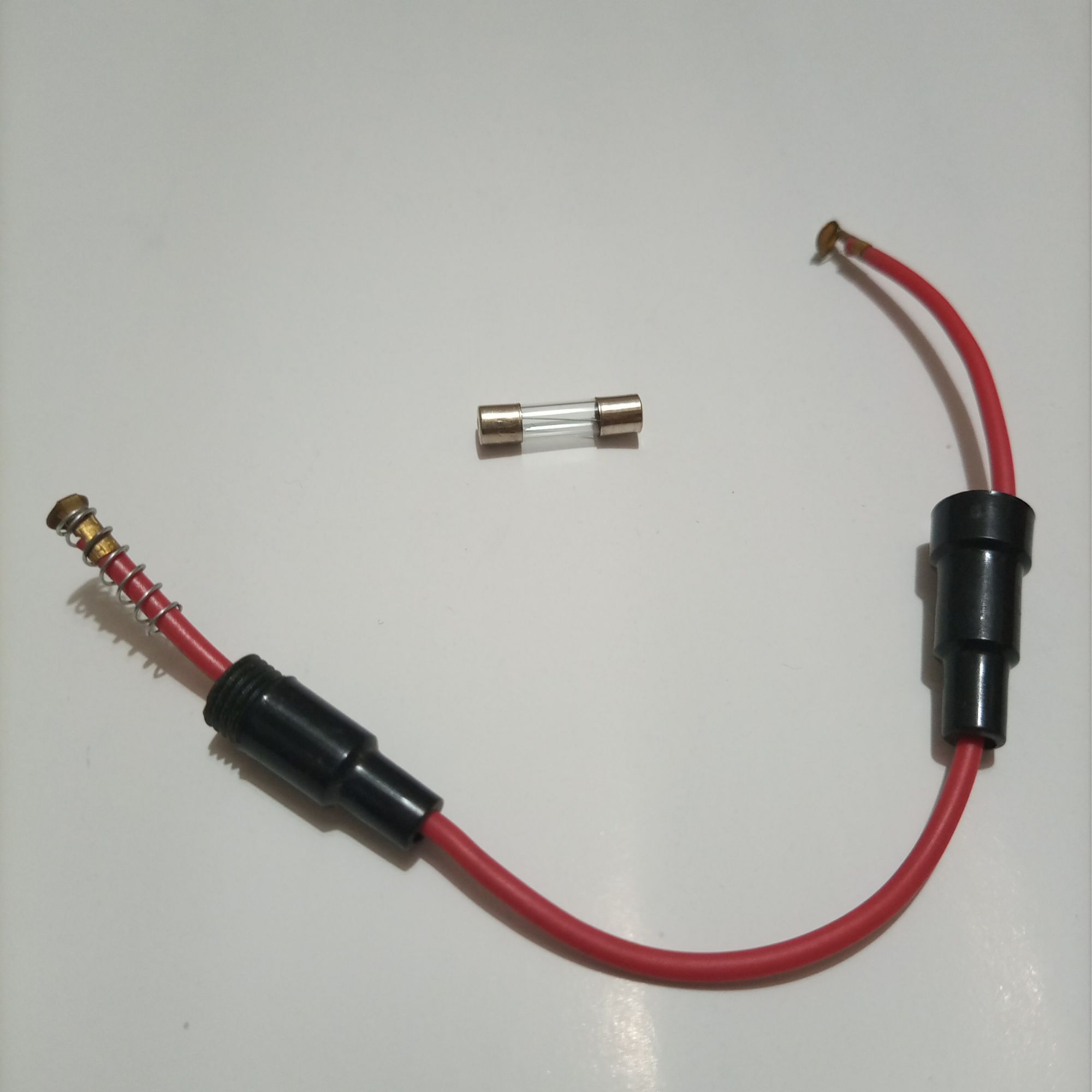 Picture of Fuse Holder Case with fuse (01 pieces)