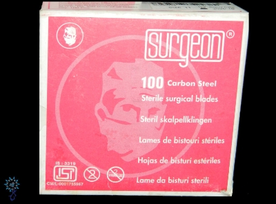 Picture of Surgeon Surgical Blades  india– 100pcs Blades 1Box
