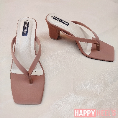 Picture of Chic and versatile for any outfit