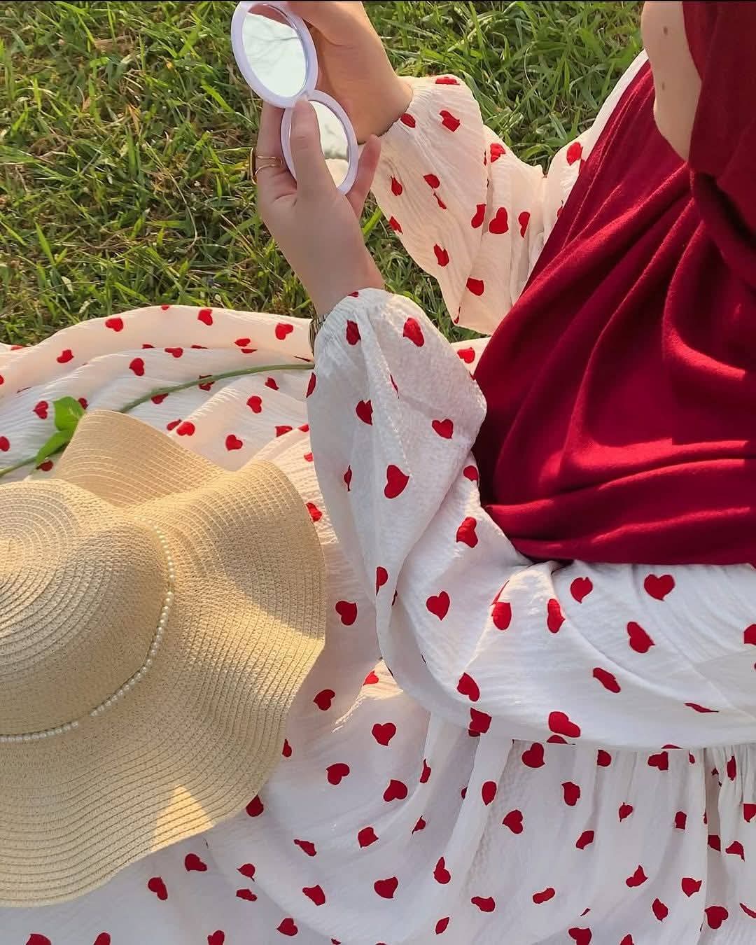 Picture of Abaya borka (Popcorn Love) (No Hijab Only Borka) Popcorn Georget Stylish Party Borka Fashion Collection Fashionable Khimar Lycra Borka For Women