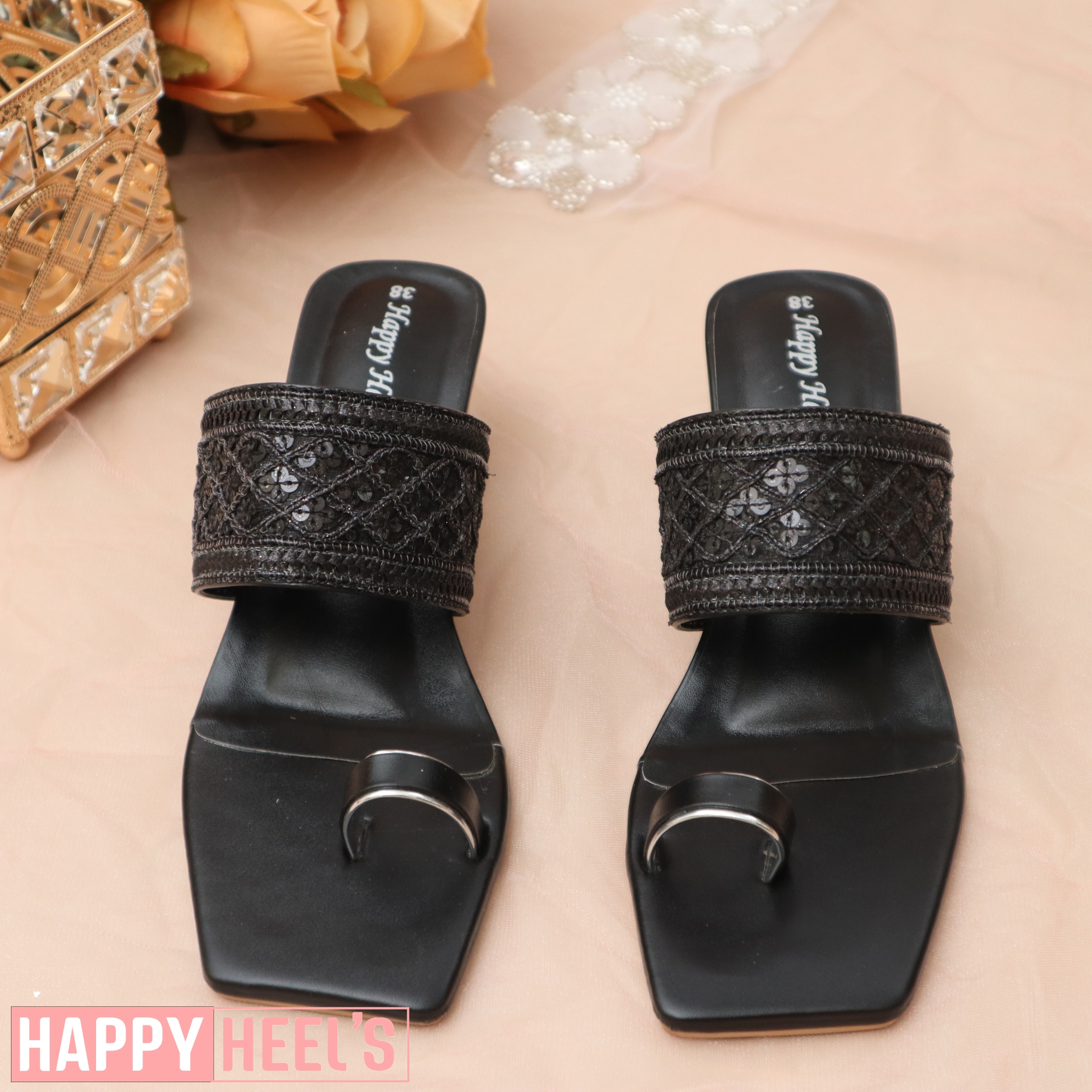 Picture of Toe Ring Slides Sandals