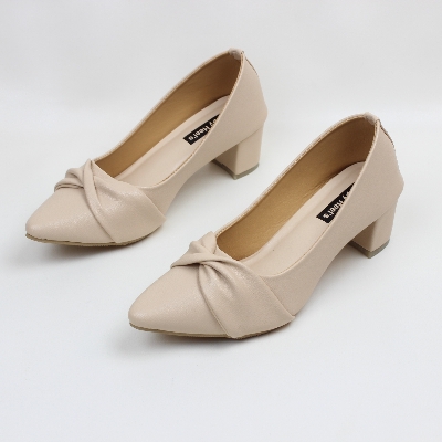 Picture of Ladies Pumps Shoes With Beautiful Bow