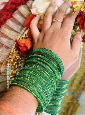 Picture of 1set 24pis Velvet kacher bangles /bridal bangles bracelets package bangles for girls