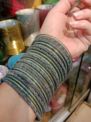 Picture of 1set 24pis Velvet kacher bangles /bridal bangles bracelets package bangles for girls