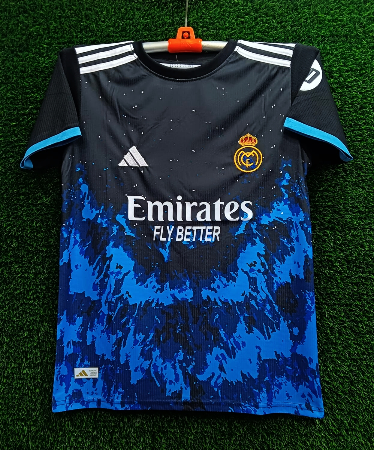 Picture of Real Madrid Jersey - Short sleeve Thai Premium Jersey - Football Jersey