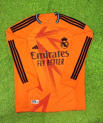 Picture of Real Madrid collar Full Sleeve Jersey Premium Quality Jersey embroidery logo Jersey new Jersey