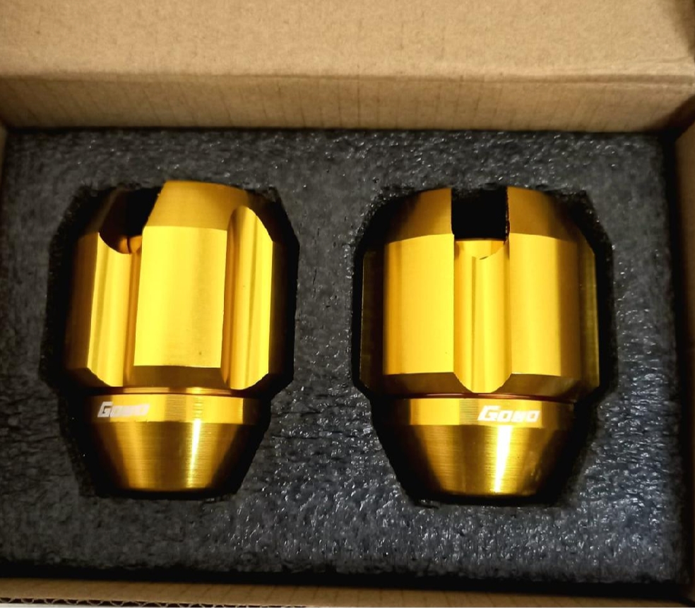 Picture of Goyo Aluminum Slide Cover for Motorcycle nut or bumper cap. Gold