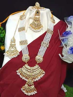 Picture of new necklace jewellery set for women