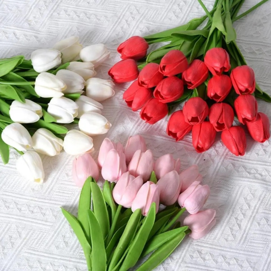 Picture of 1Pcs Artificial Tulips Lifelike Realistic Plastic Faux Silk Floral Simulation for Home