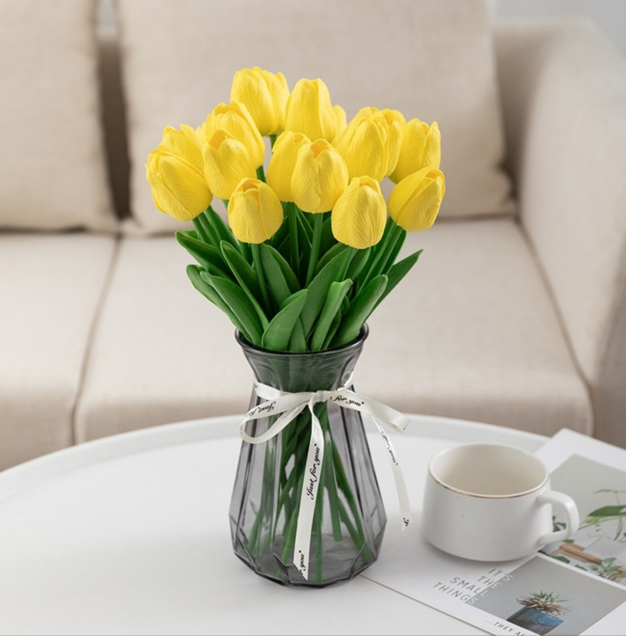 Picture of 1Pcs Artificial Tulips Lifelike Realistic Plastic Faux Silk Floral Simulation for Home
