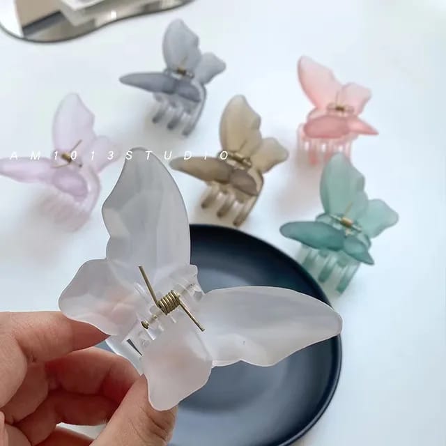 Picture of Summer Sweet Fairy Butterfly Hairpin Clip Gradient Tie-Dye Acetate Hair Claw Styling Tools Barrettes for Women Hair Accessories