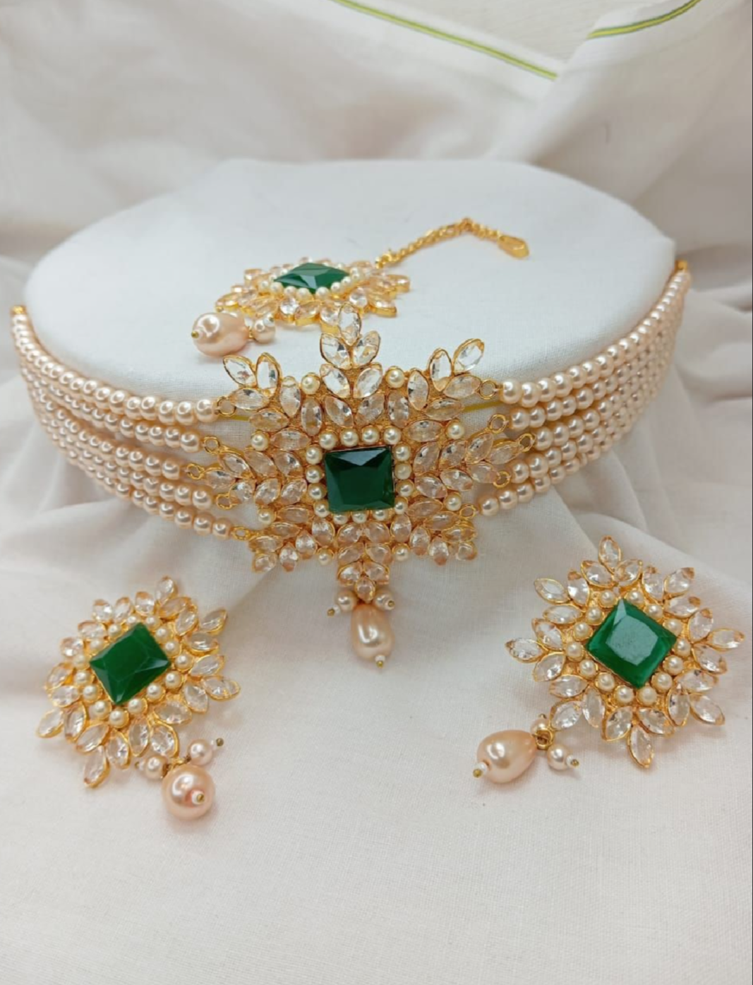 Picture of Simple gold plated with pearl necklace & earring set for women