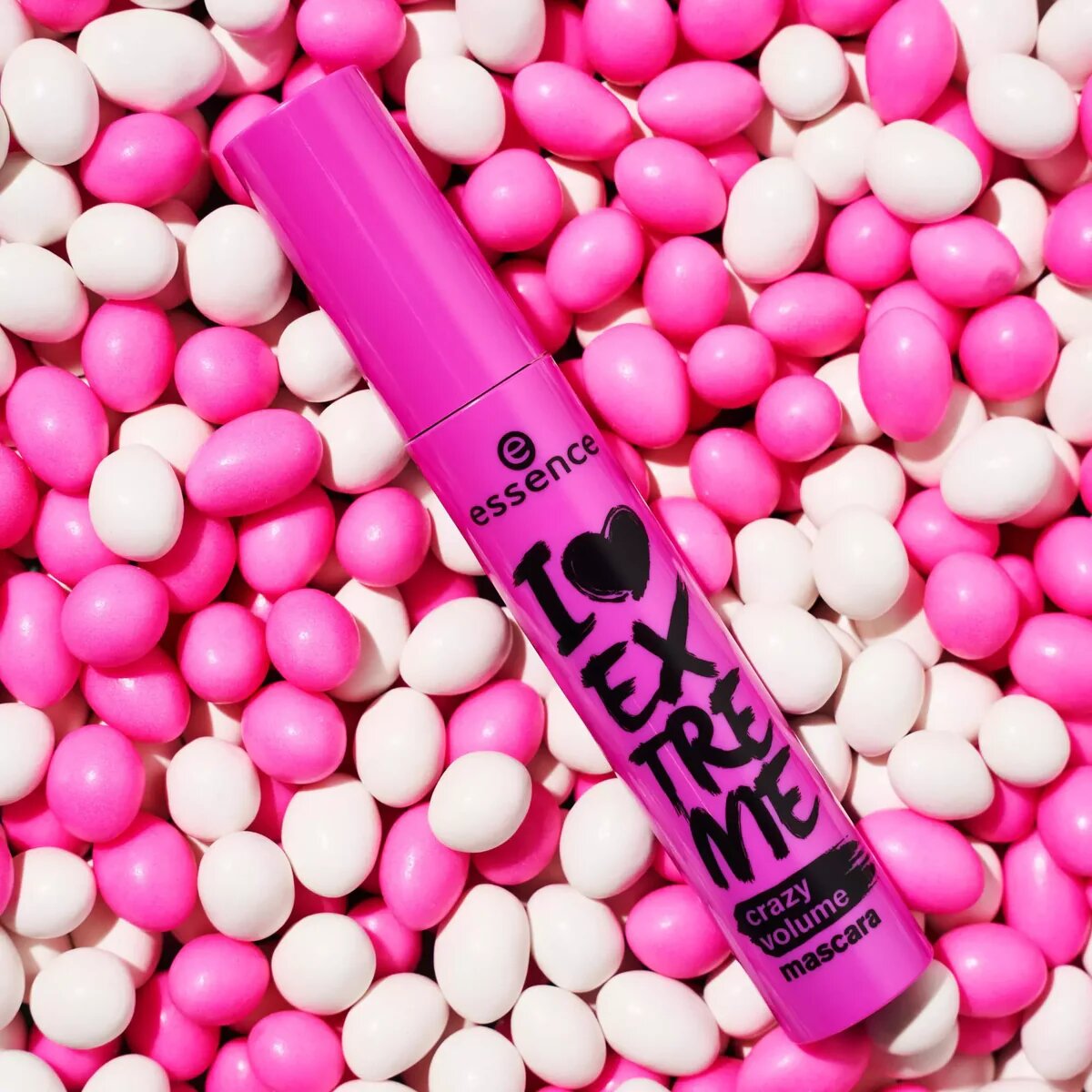 Picture of Essence I Love Extreme Crazy Volume Mascara 12ml