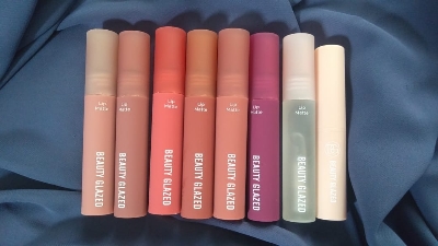 Picture of Beauty Glazed 8pcs Mini Outfit Lip Set