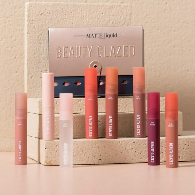 Picture of Beauty Glazed 8pcs Mini Outfit Lip Set