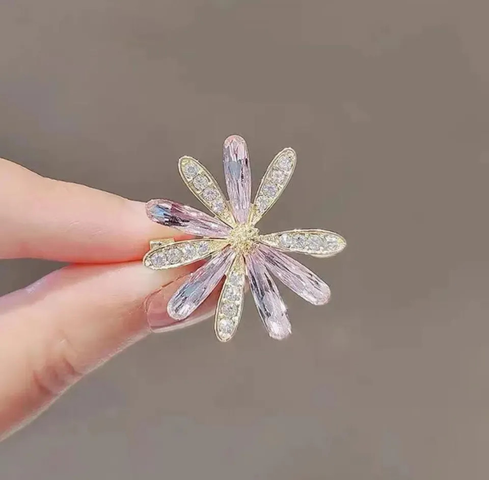 Picture of Flower Brooch for Women Crystal Rhinestone lightweight Brooch Hijab safety pin for girls and women