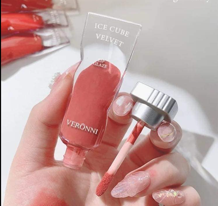 Picture of Veronni Ice Cube Velvet Lip Glaze
