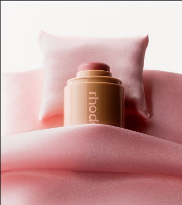 Picture of rhode pocket blush