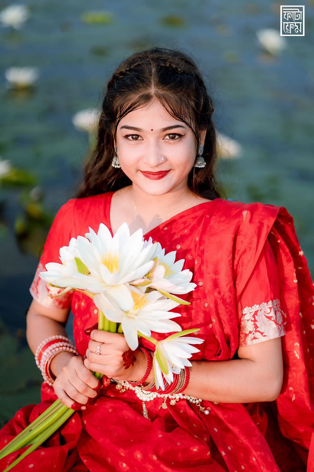 Picture of HalfSilk Tant Jamdani Saree