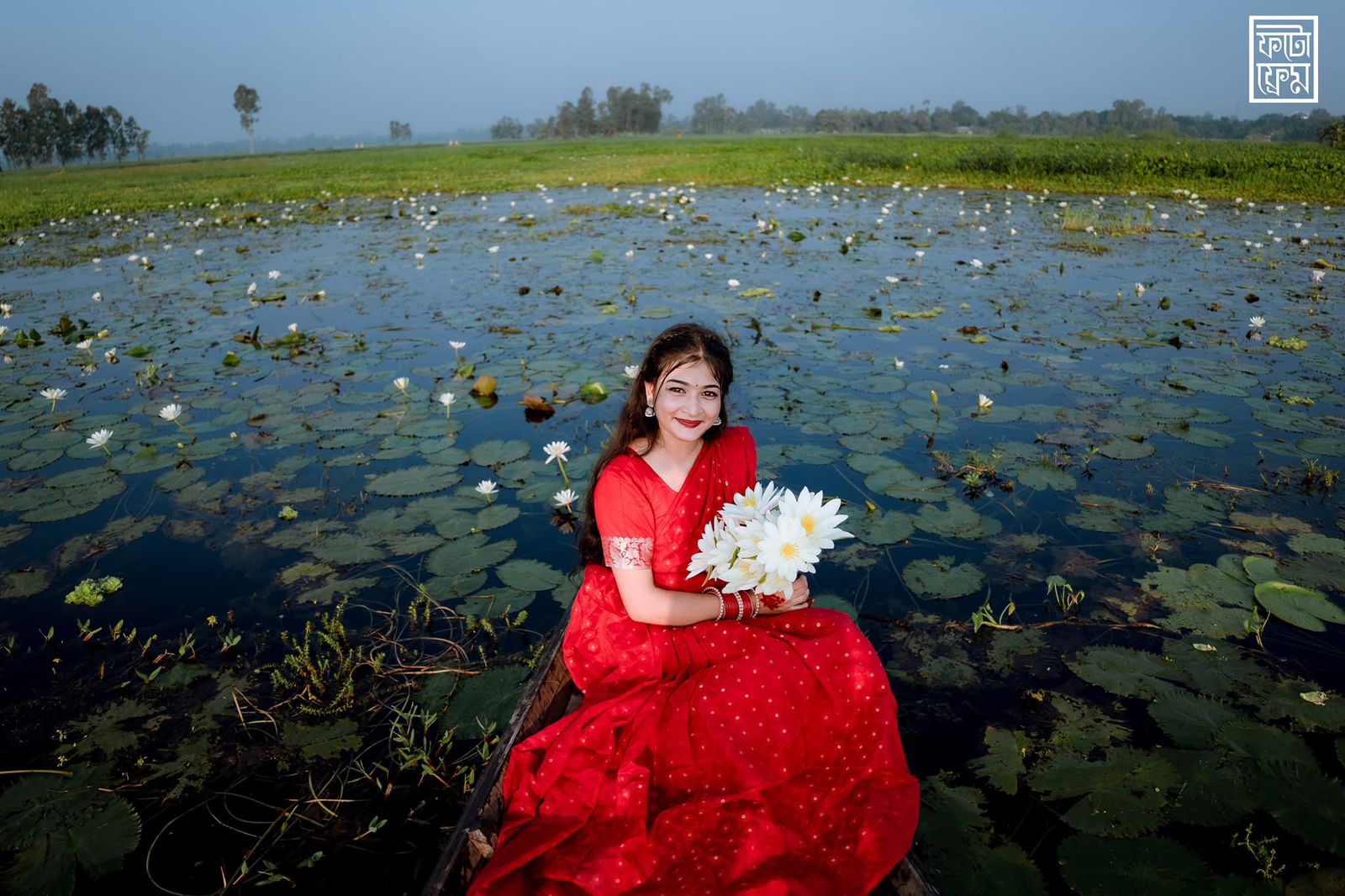 Picture of HalfSilk Tant Jamdani Saree