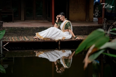 Picture of Cotton Plain Pair Saree