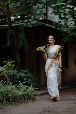 Picture of Cotton Plain Pair Saree