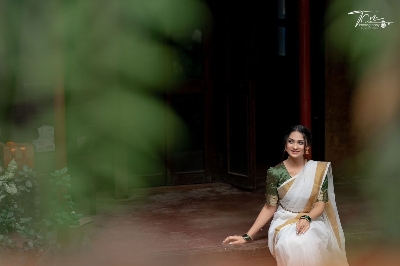 Picture of Cotton Plain Pair Saree