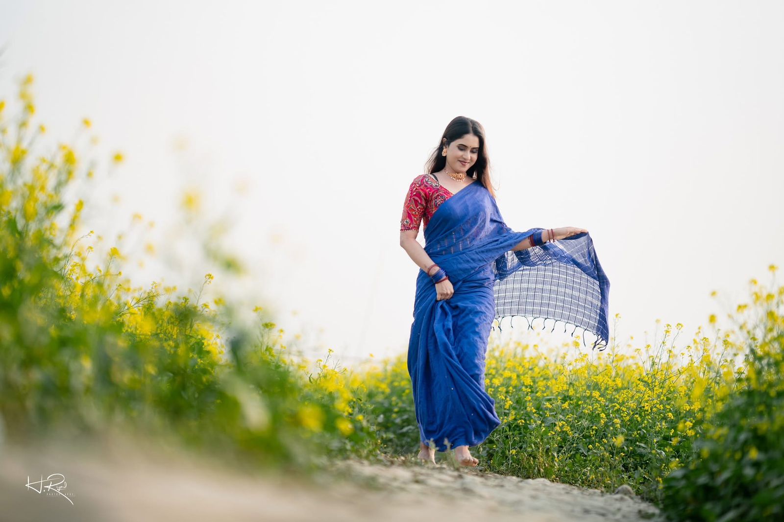 Picture of HalfSilk Jhum Saree