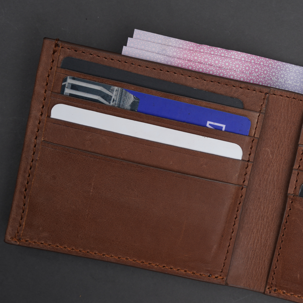 Picture of ZAYS Premium Handcrafted Oil Pull Up Leather Slim Bifold Wallet for Men & Women | Genuine Cowhide Short Wallet | Super Slim Durable Stylish Everyday Carry | Best Handmade Leather Wallet in Bangladesh – Gift Ready