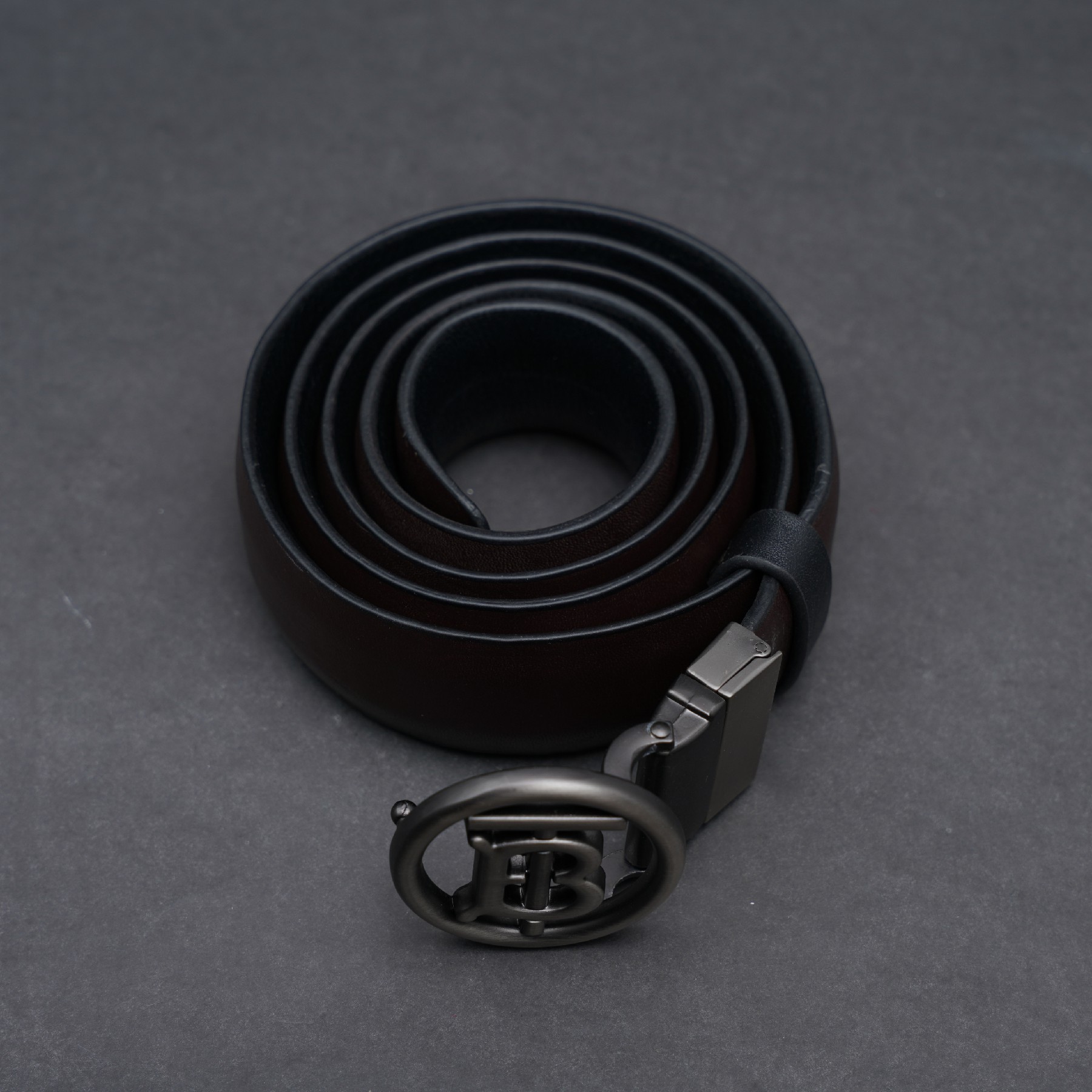 Picture of ZAYS Reversible Men’s Leather Belt – Premium Full-Grain Cowhide, Handcrafted in Bangladesh, Adjustable Waist, Rust-Free Buckle, Ideal for Office Wear, Jeans, Traditional Attire, Business Travel, Events & Everyday Use, Comes with Elegant Presentation Box