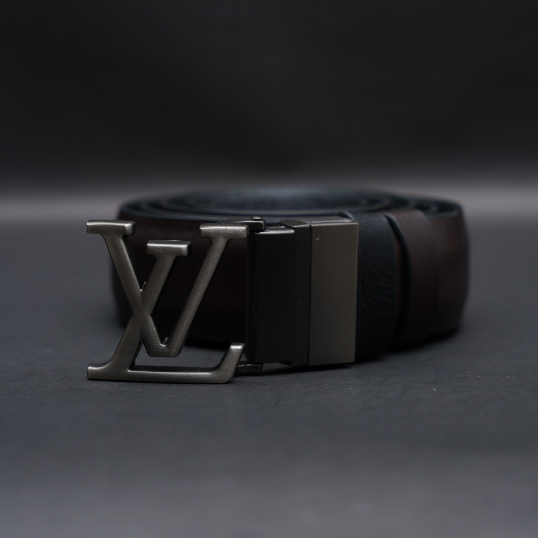 Picture of ZAYS Reversible Men’s Leather Belt – Premium Full-Grain Cowhide, Handcrafted in Bangladesh, Adjustable Waist, Rust-Free Buckle, Ideal for Office Wear, Jeans, Traditional Attire, Business Travel, Events & Everyday Use, Comes with Elegant Presentation Box