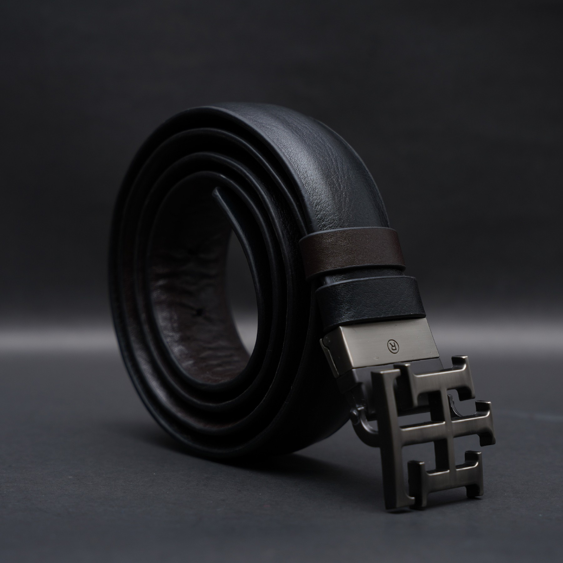 Picture of ZAYS Reversible Men’s Leather Belt – Premium Full-Grain Cowhide, Handcrafted in Bangladesh, Adjustable Waist, Rust-Free Buckle, Ideal for Office Wear, Jeans, Traditional Attire, Business Travel, Events & Everyday Use, Comes with Elegant Presentation Box