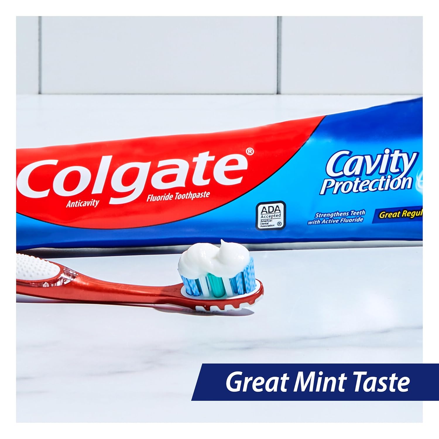 Picture of Colgate Cavity Protection Toothpaste with Fluoride, Minty Great Regular Flavor, Anti Cavity Toothpaste, 6 Oz 170 g