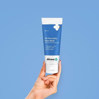 Picture of The Derma Co Oil-Free Daily Face Wash - 100ml