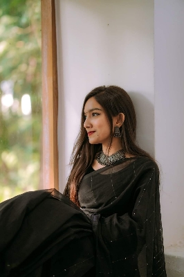 Picture of Fashionable Half Silk Chumki Tangail Tat Saree For Women - Sari