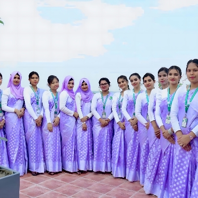 Picture of Fashionable Combo Set For Women Silk Katan Saree Combo Gift Set For Girls (Student Budget)