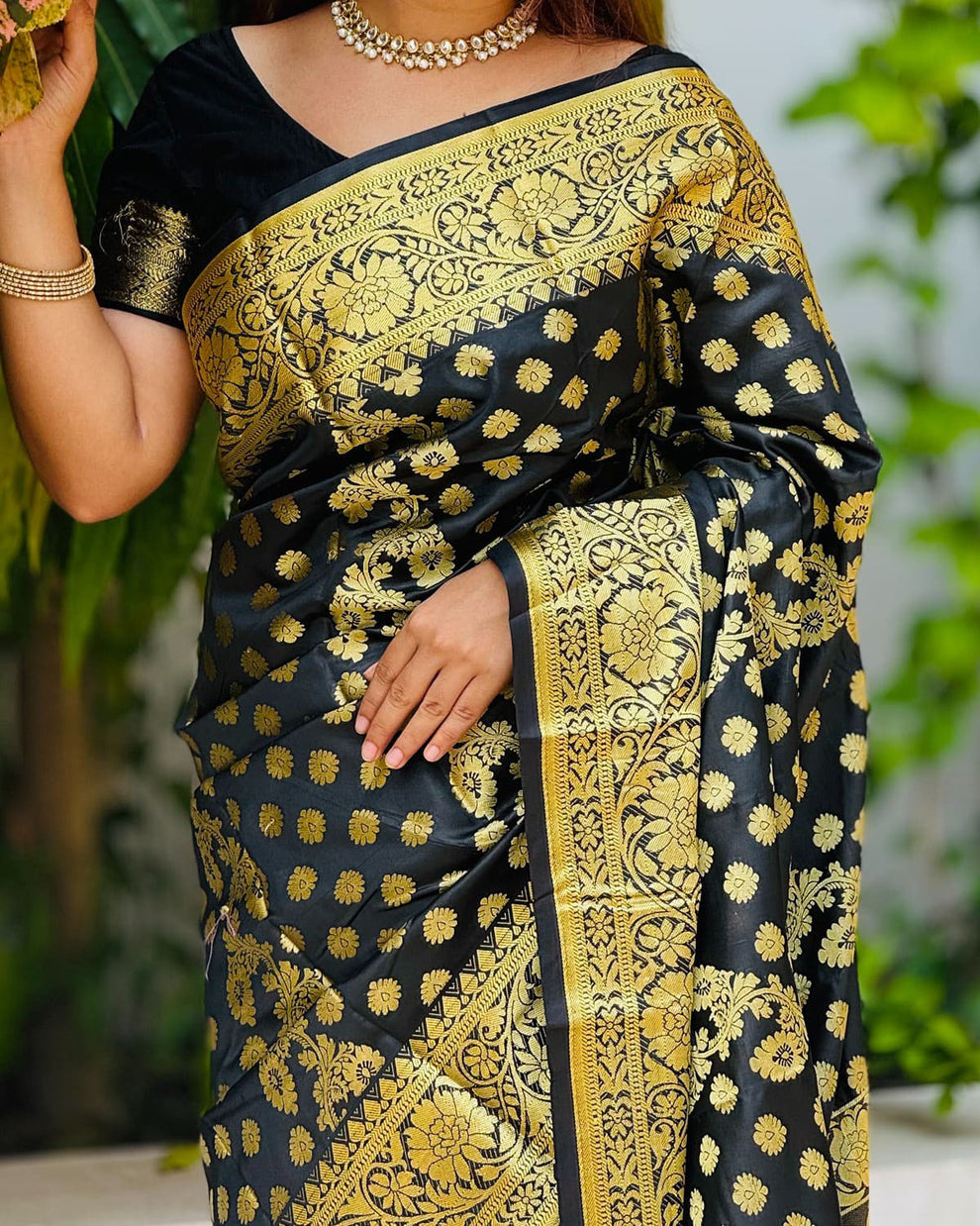Picture of Tangail Katan Saree for girls Lota katan